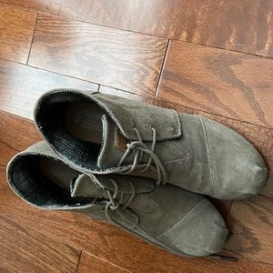 Toms lace up wedge booties